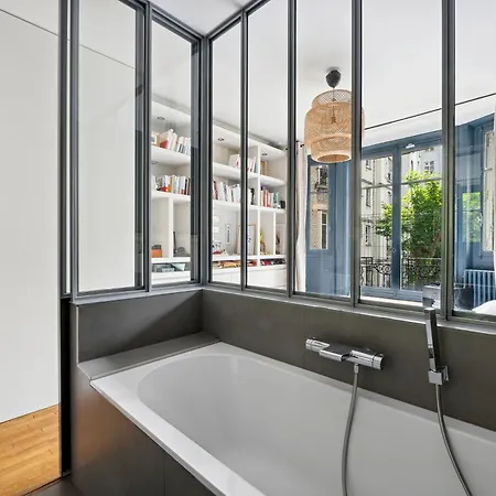 Veeve - Industry Chic Paris